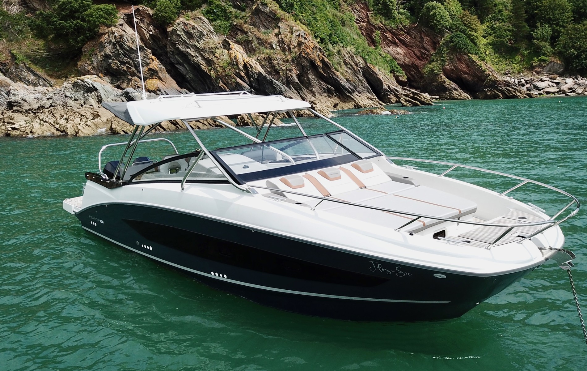 The USED - 2022 FLYER 10 by Beneteau Outboard
