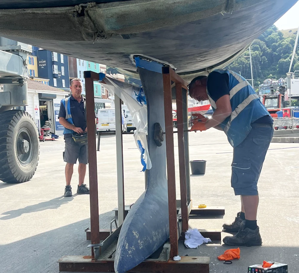 thruster-keel-work-boat-shipwrights-devon